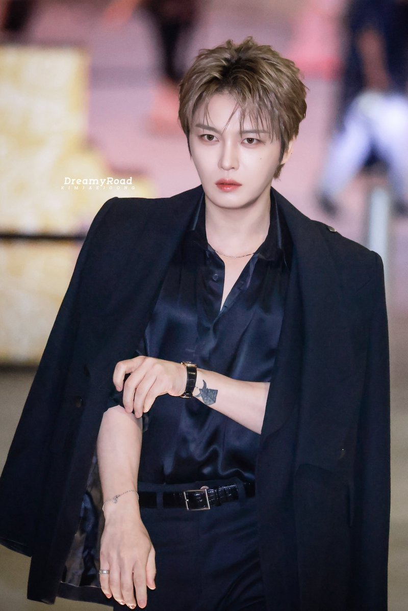 dbskfanbaseid's tweet photo. Jaejoong fancy visual for Lie Sangbong at Seoul Fashion week 2027SS tonight 📸✨ https://t.co/EEREtsNBix