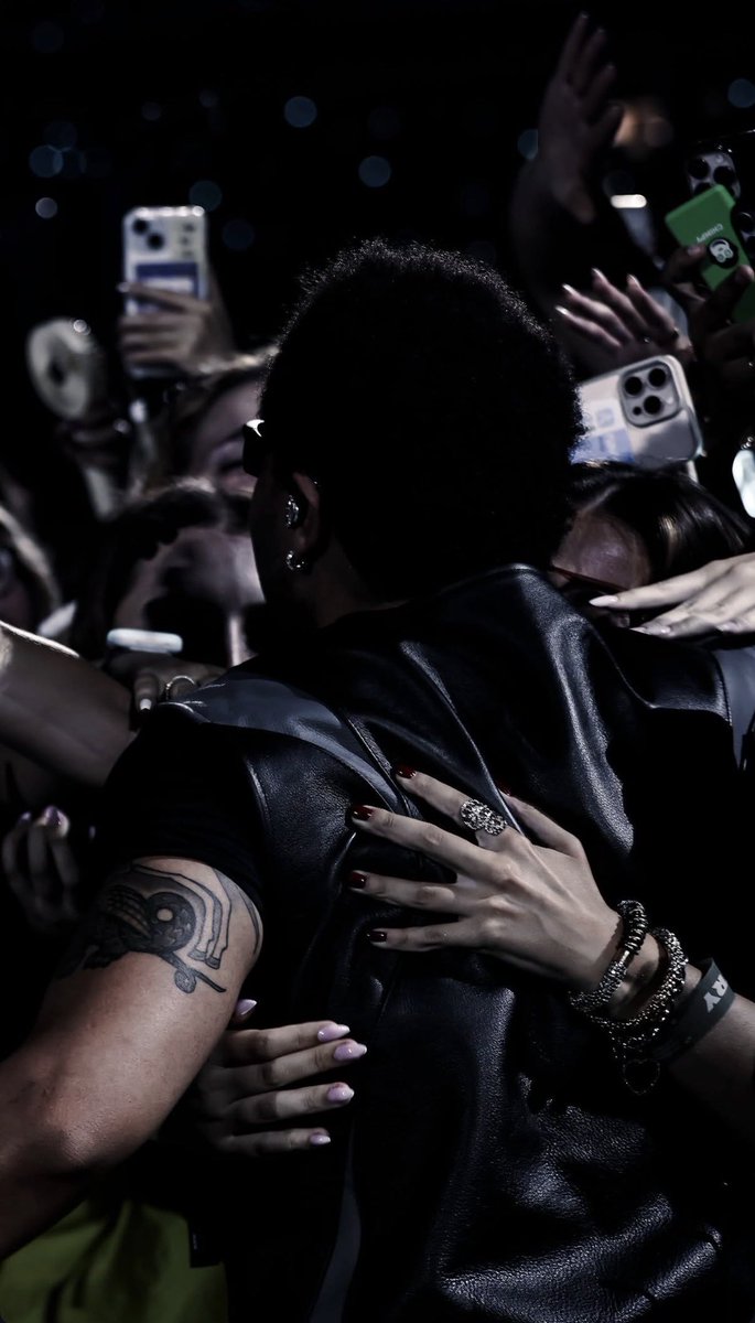 MementoMoriXO's tweet photo. The Weeknd in Madrid N3 🇪🇸 

- posted via his IG story 
#AfterHoursTilDawnTour https://t.co/SU0Fp3xFkR