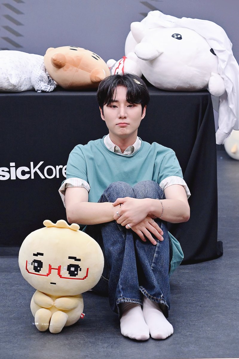 waveto_6's tweet photo. 260802 #DAY6 #데이식스 #YOUNGK #영케이 https://t.co/1IrLh49Yun