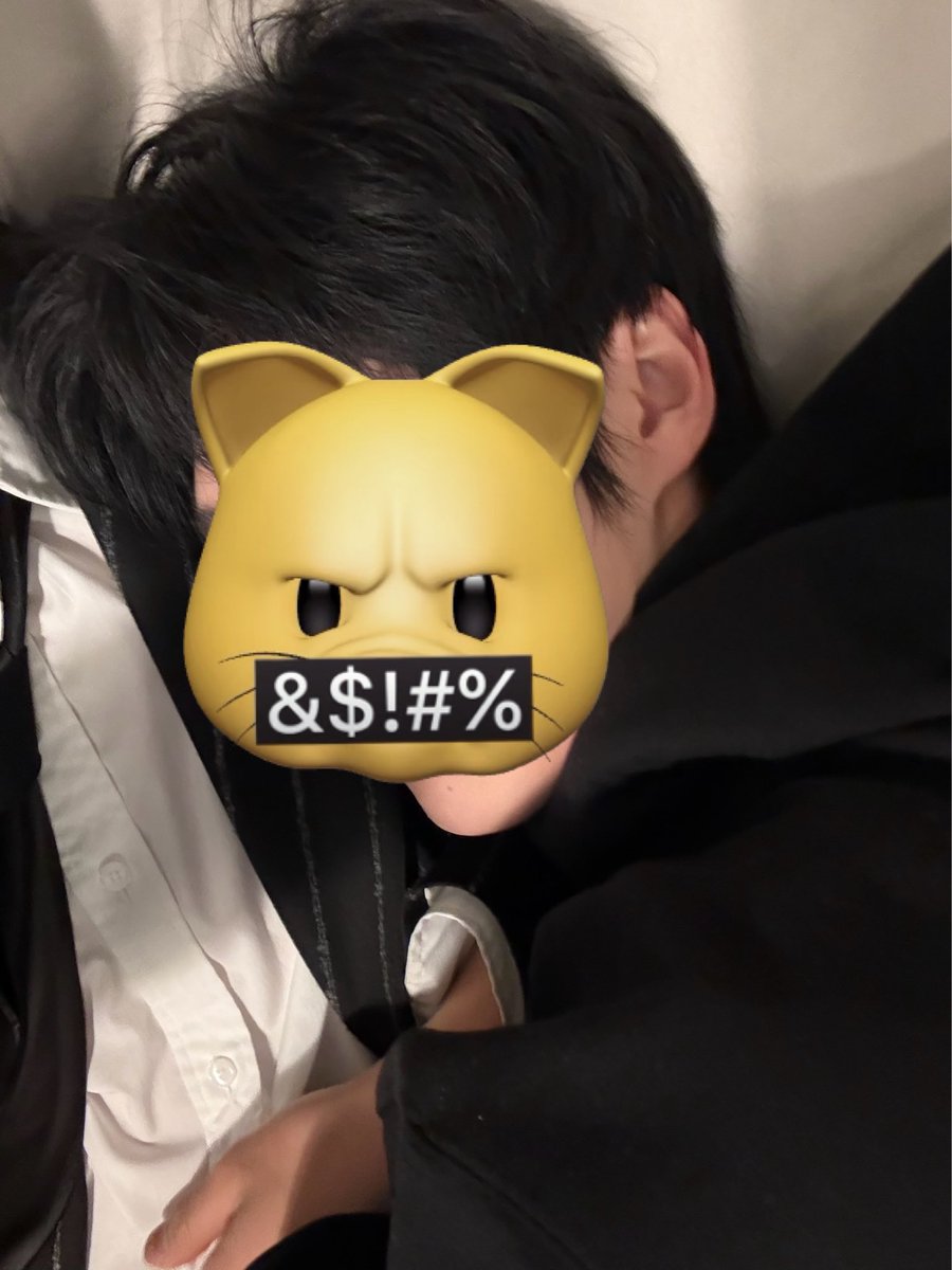 O42IOI24's tweet photo. 찐커플zip https://t.co/JjYlDCit1K