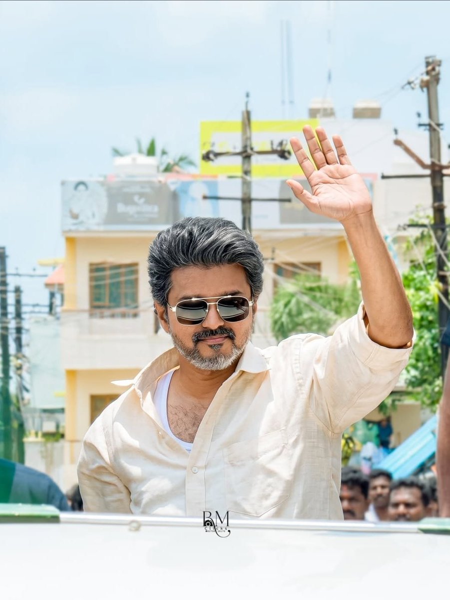 hey_vighnexhh's tweet photo. #Thalapathy70 Look test 🔥

First Look Soon 🔜 https://t.co/5Pmzc1lUor