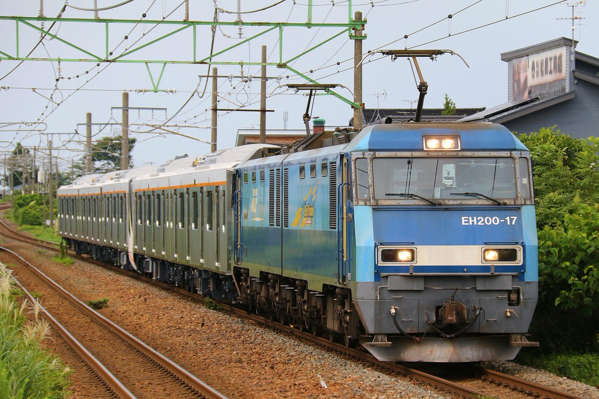 Tanuki_tetsu's tweet photo. 今日の収穫
信越本線 9788ﾚ
東急 6020系 6162F 甲種輸送 https://t.co/eQfUC09S5G