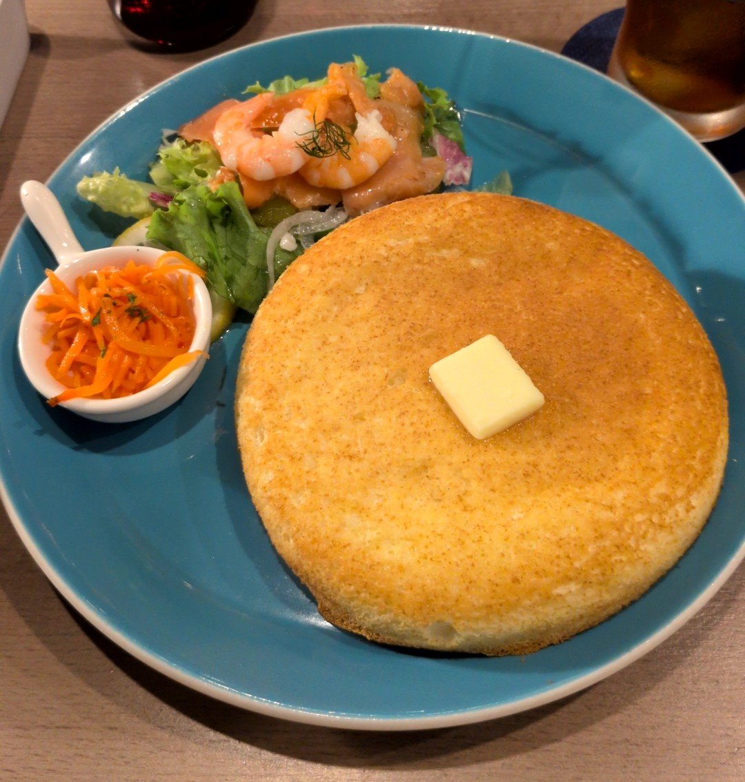 Ysweets3's tweet photo. 最近オスロコーヒーにはまっています。パスタとかもあるけどついついパンケーキを選んでしまう😊
今度は他のメニューも食べてみようと思います。 https://t.co/nJDg8vHeWY