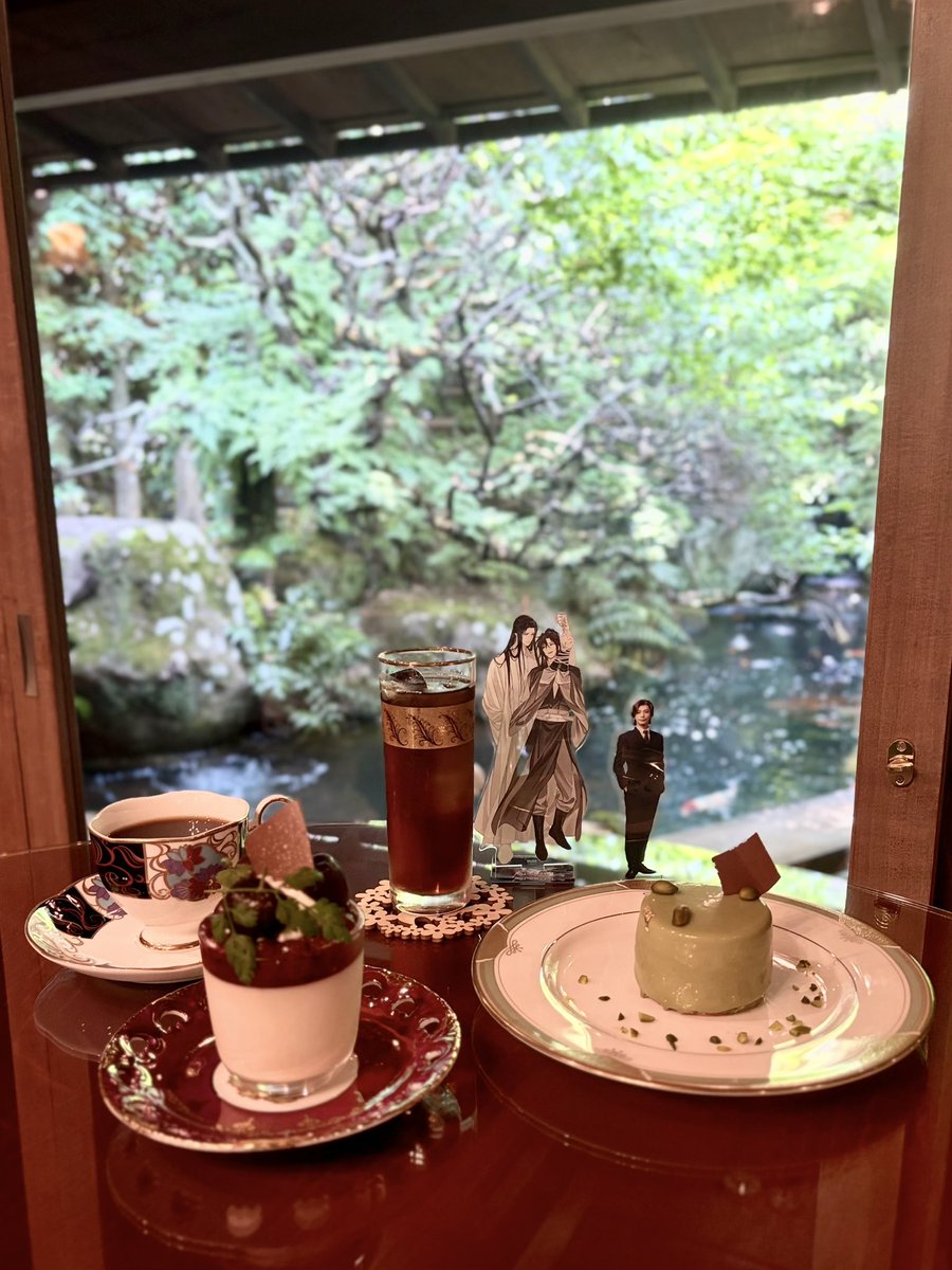 Rz9zy's tweet photo. 住所非公開の隠れ家カフェ🌿
 (忘羨とモリミュの異文化併せを添えて)
スイーツデザインは華やか､お味は上品♩何より店構が素敵で 静かな空間の中贅沢な時間を過ごせました…♡ https://t.co/5uj0HDj11E