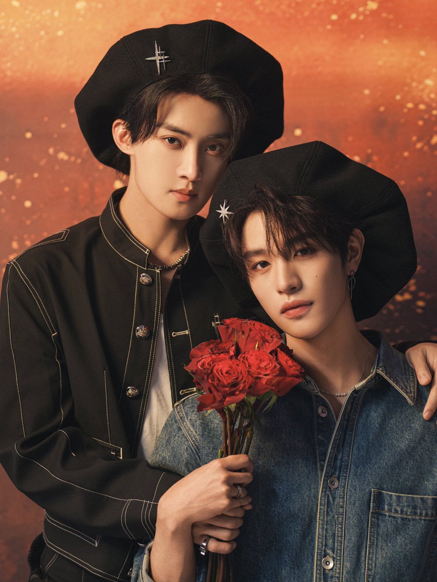 LastOathSeries's tweet photo. Knights with roses. #bl #cbl #zombie #apocalipse #thelastoath https://t.co/IGwI5l3DPX