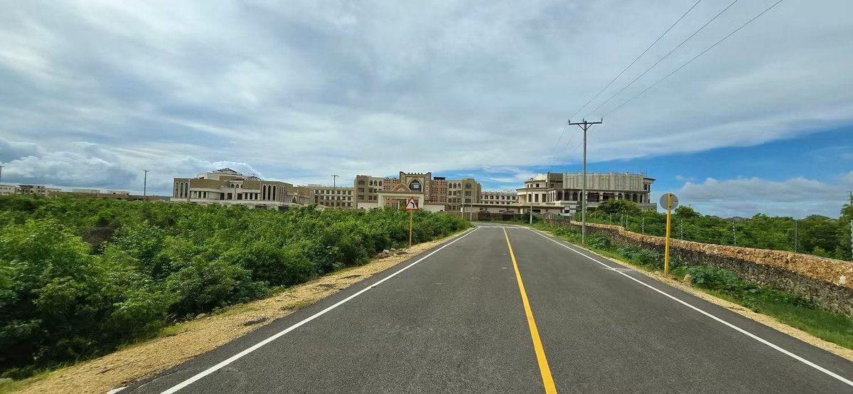 BrendahTabithah's tweet photo. Ronald Ngala Utalii College is now welcoming its pioneer class, marking a major milestone for skills development.

Its growth can support better service and a competitive hospitality sector. More growth can follow. CS Rebecca Miano #TrainingNowOpen https://t.co/kOhpgYdXnD