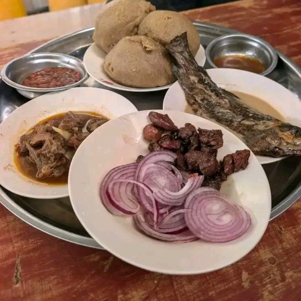 MatandaAndrewCB's tweet photo. Small small Lunch came in handy 😋 https://t.co/M4eIj9SHm4