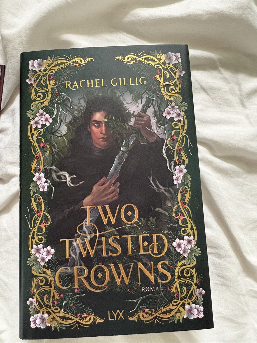 deathoflelo's tweet photo. got these babies and it was worth every FUCKING PENNNYYYY

im gonna make a rachel gillig shelf

(german special editions) https://t.co/YNKTluiwSj