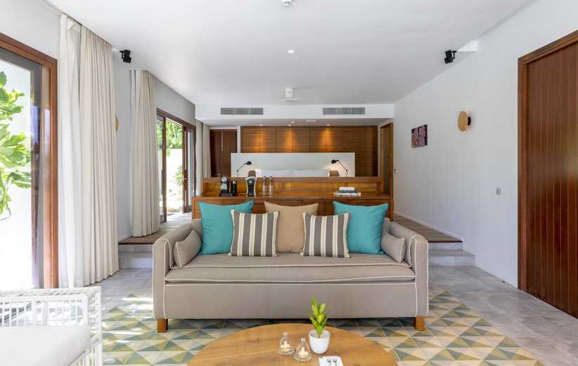 ResortlifeT's tweet photo. The 1 Bedroom Beach Pool Villa at Amilla Maldives pairs a spacious island-style retreat with a private pool, open-air living and dining, and direct access to the beach. Just steps from the sand, it’s a peaceful setting for couples looking to enjoy the Maldives at their own pace.

#ResortLifeTravel #Maldives