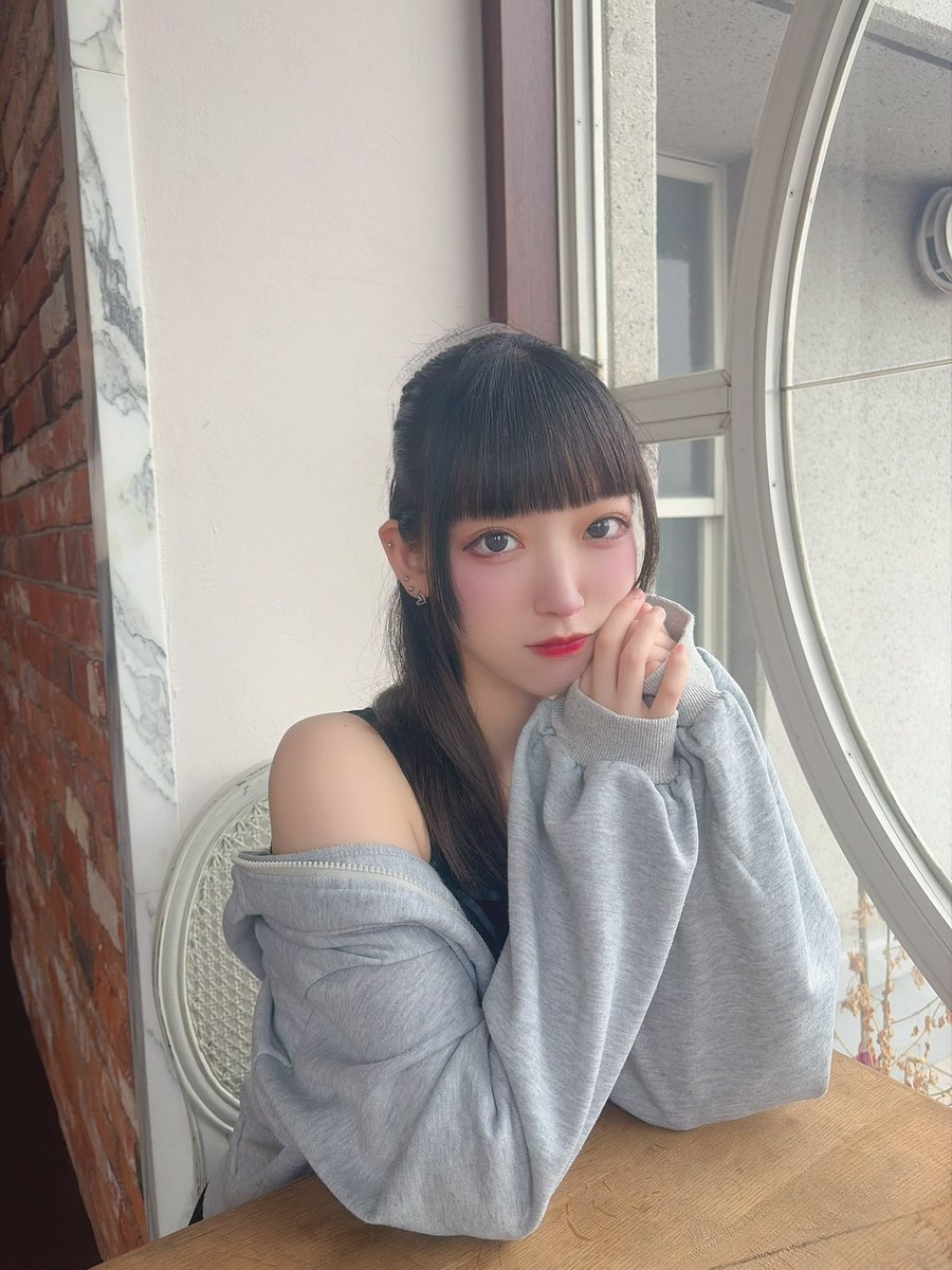 Natsume_mystear's tweet photo. 彼女さん、厳しいんだね？ https://t.co/mQRkHYjxpF