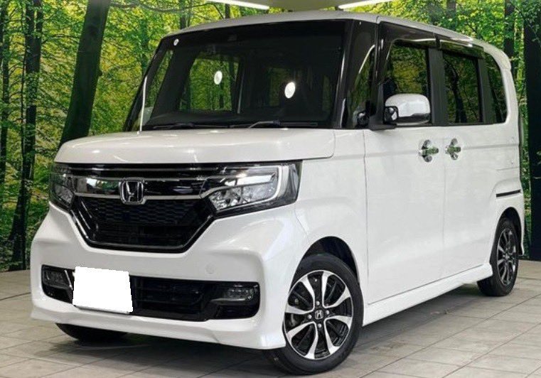 apple100_8782's tweet photo. 久々に車買いました😊
唯一の楽しみをこいつに費やしたろ！
これからもっと頑張らんとな💦 https://t.co/kHcKJ9Z6O9