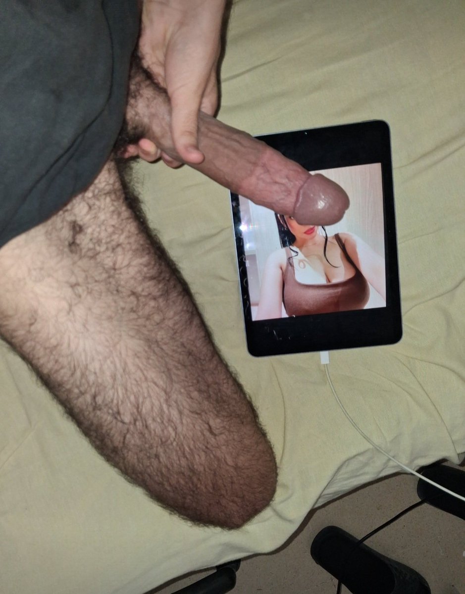 kurogamee's tweet photo. More tribs #nsfw #nsfwtwt #hung #bbc #bwc https://t.co/oLPVbidfYJ