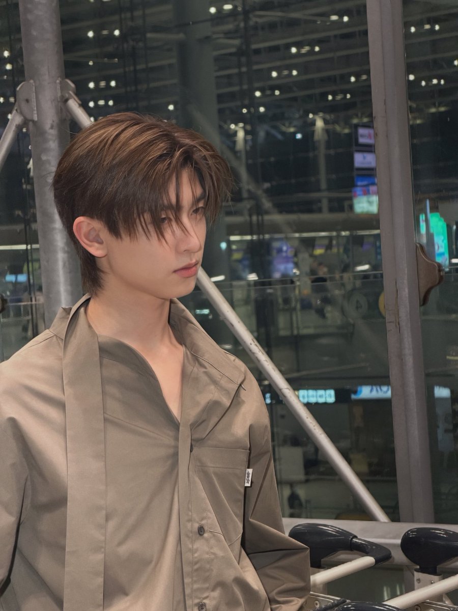 nakanisnakan's tweet photo. flying high and loving it.

THOMAS KONG TO SEOUL
#THOMASKONGWITHMMAM
#MMAM
#seoulfashionweek2027ss
#tthomastc https://t.co/EoHmGS1D04