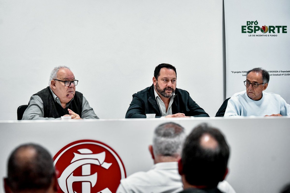 intersmoficial's tweet photo. Reunião define data da eleição do Inter SM

Em reunião do Conselho Deliberativo, foi definida a data da eleição da nova diretoria executiva do clube.

A eleição será realizada no dia 19 de outubro, às 20h, em primeira chamada, e às 20h30min, em segunda chamada.

📷 Renata Medina https://t.co/Nyw4shkRsQ