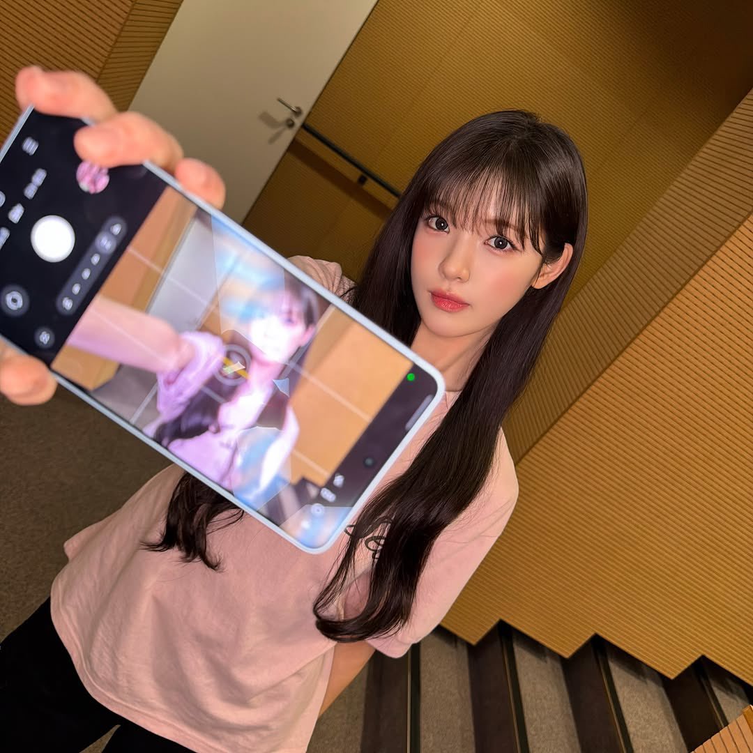 myh4r's tweet photo. 260901 하츠투하츠 인스타 #유하 https://t.co/hKsmRengED