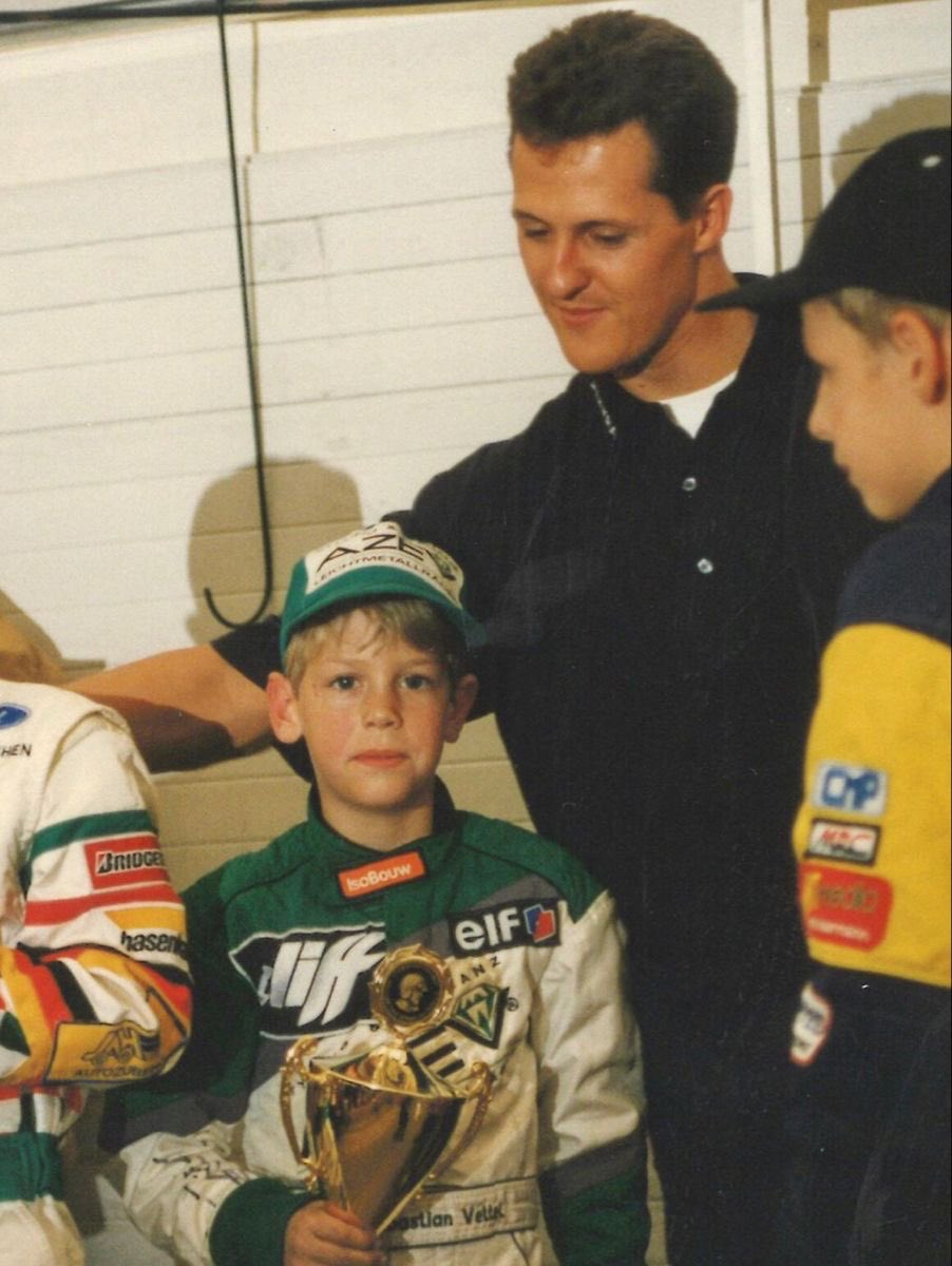 fag4lando's tweet photo. This is who will do the honorary lap in Michael Schumacher’s F2002 🥹🥹🥹 https://t.co/QpY32lWIXd