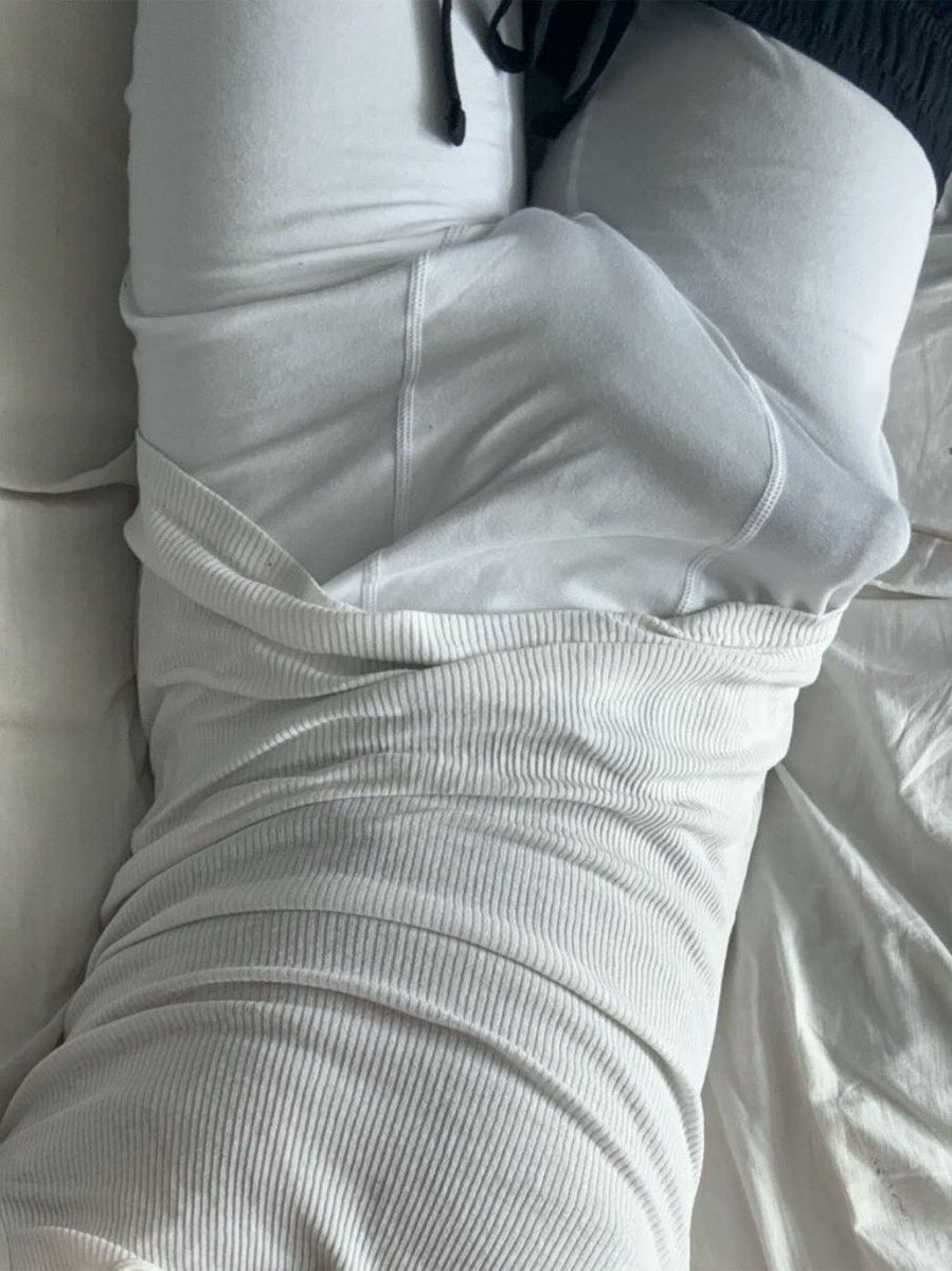 freakslk's tweet photo. Like to see my BBC 🤠📸 #nsfwtwtًً  #bigdick #BBC #BNWO https://t.co/G6KYoLb8jI