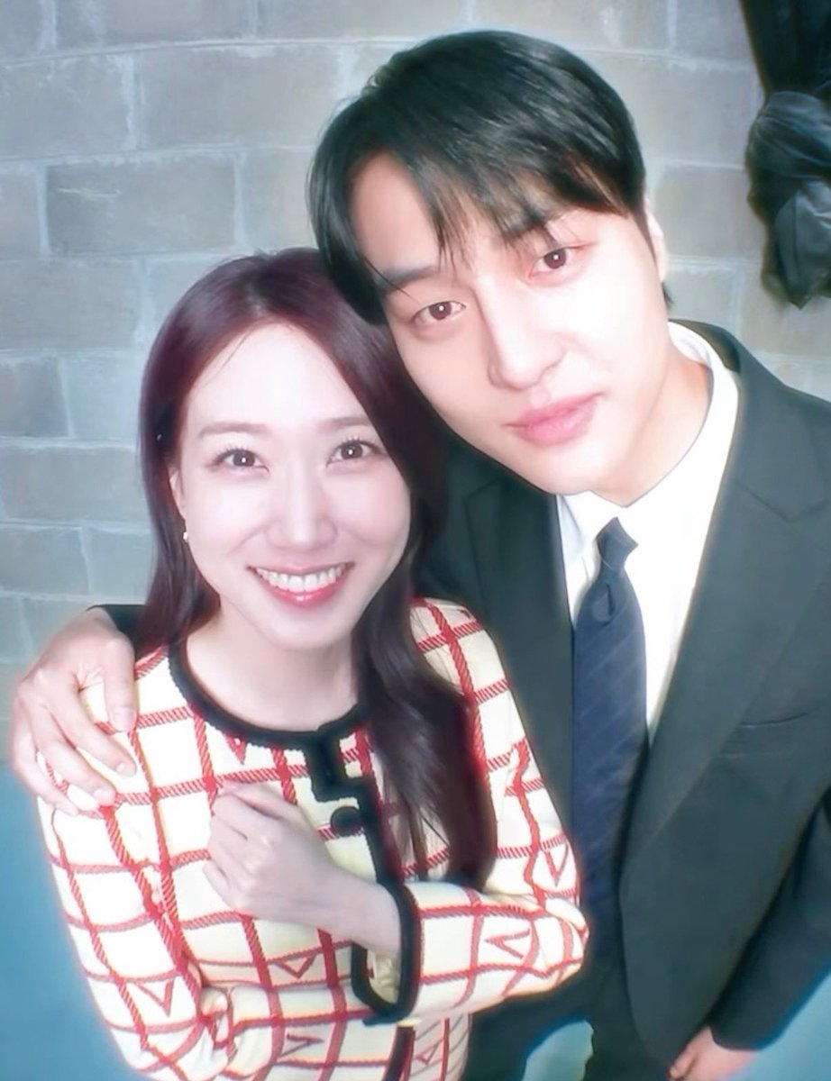 Blue_fish_fra's tweet photo. #SpookyInLove drama couple 👩‍❤️‍👨🥰😍

At drama promotion photoshoot

Manifestating they reunite in another project 🙏🏻🥰

#ParkEunbin #YangSejong #koreandrama #bestcouple #binjong https://t.co/QXr8dTaVZ1