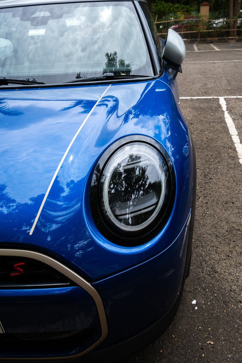 gogiinc's tweet photo. The MINI Cooper S has that rare mix of retro charm and modern attitude...

Compact, sporty and instantly recognisable especially in this stunning blue...

And that interior… unmistakably MINI.

Would you pick the Cooper S as your fun daily driver? 

#MINICooperS #MINICooper #MINI #Cars