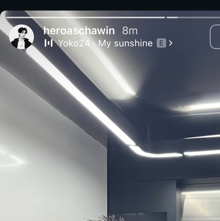 iqueenkk's tweet photo. she my sunshine เลยหรอฮีโร่ >_< https://t.co/Sswn5frR9J