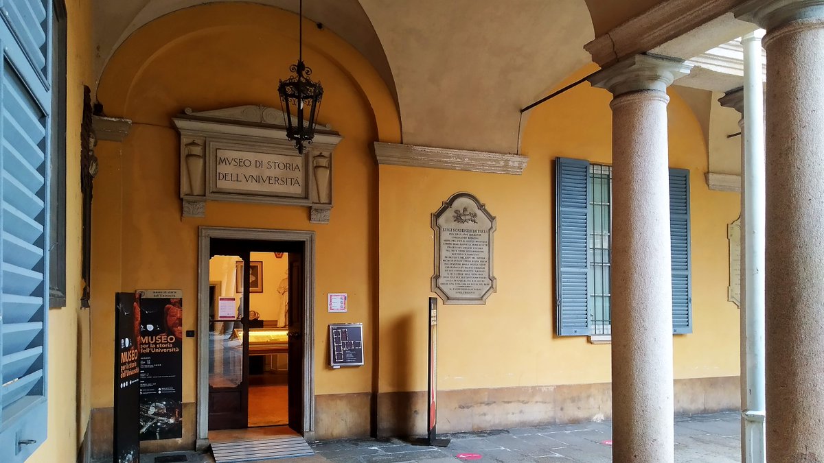 unipv's tweet photo. Il Museo per la Storia @MSUunipv #unipv compie 90 anni. Sabato 5/9 apertura straordinaria (17-23, ingresso libero) per la Notte Bianca. Visite guidate a 5€ ore 18 e 21. Info: https://t.co/HY5HywladS https://t.co/Pra9OgiBJX