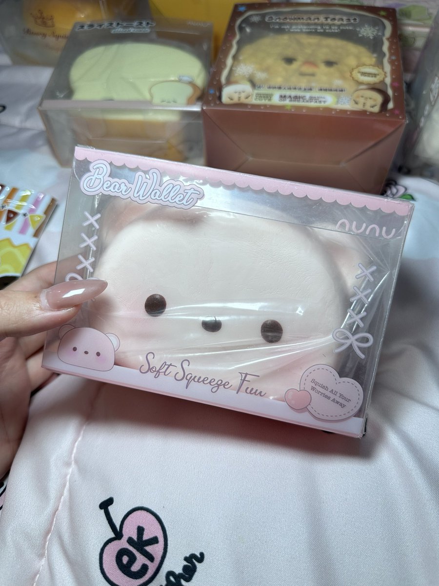 imyour_here's tweet photo. 4. หมีชมพูนูนู มือ1 น่ารักมากกก ตัวดัง 200 บาท

#ตลาดนัดสกุชชี่ #สกุชชี่ #ส่งต่อสกุชชี่ #squishy https://t.co/l9z4JOWdH0