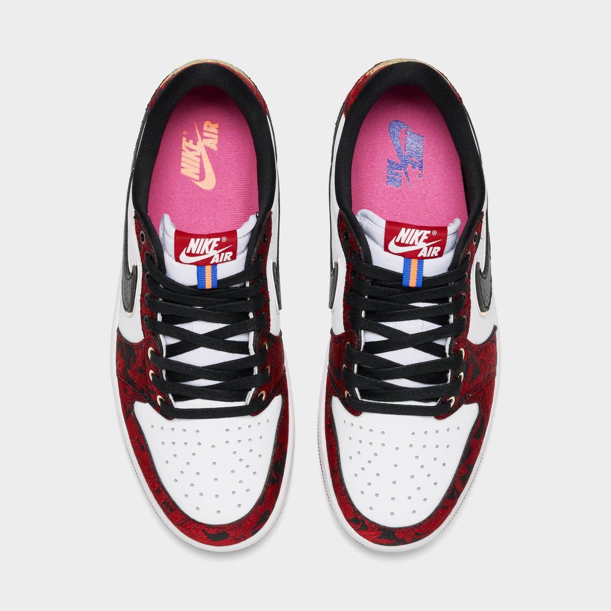 fullress's tweet photo. 【2026年 9/26 発売予定】
NIKE AIR JORDAN 1 LOW OG “Last Dance at The Garden” (ナイキ エア ジョーダン ロー “ラストダンス アット ザ・ガーデン”) [IR0088-001]

https://t.co/JiZbjn5pfV https://t.co/1l5oi6MOwY