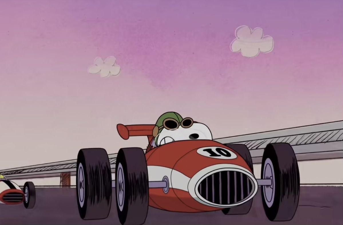 snoopy35b's tweet photo. Snoopy F1 https://t.co/FSFk9kxey1