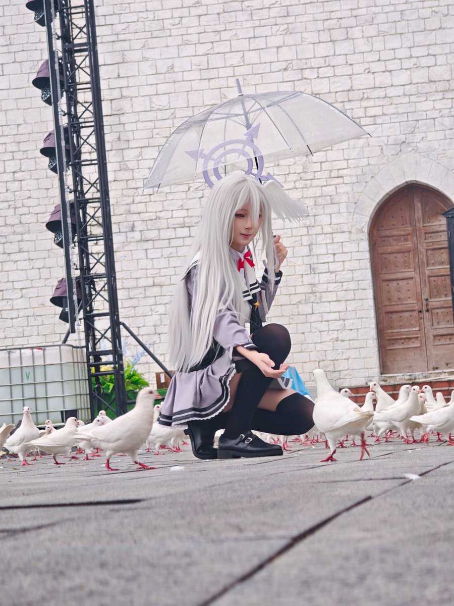 gzi15233981's tweet photo. 有着漂亮白色羽翼的生物
生贺cos正片（27/29）
#守月スズミ生誕祭2026 https://t.co/TSPSEKxvTv