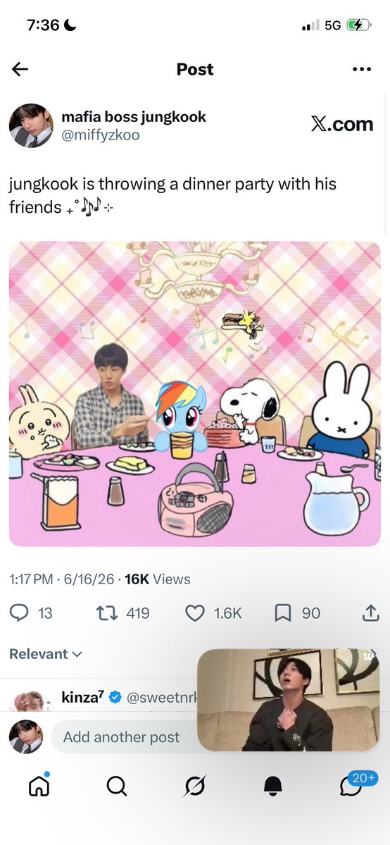 miffyzkoo's tweet photo. this is so evil. they stole my edit and covered up my drawing with a cake and jungkook saw it 😭😭😭 im crying https://t.co/BWAVBh5Jms