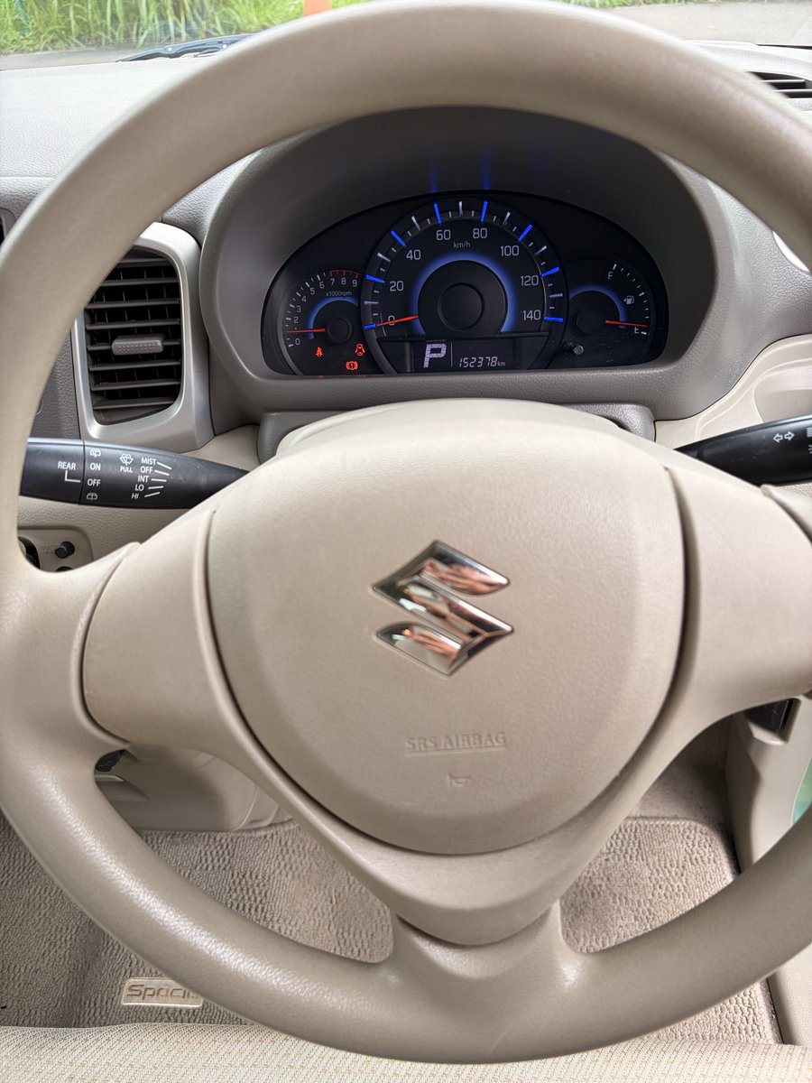 s372garage's tweet photo. 詳細です！

・駆動：2WD FF
・カラー：フォレストアクアメタリック(ZVB)
・年式：H25年 / 9月
・車検：R8年 / 12月(4日)
・距離：152,400km
・ナビ：写真にあるデッキは故障しており、交換してお渡しいたします。
Bluetooth対応ナビご希望の場合はご相談ください
・ETC車載器あり
・スマートキー https://t.co/U7WBguNJH0