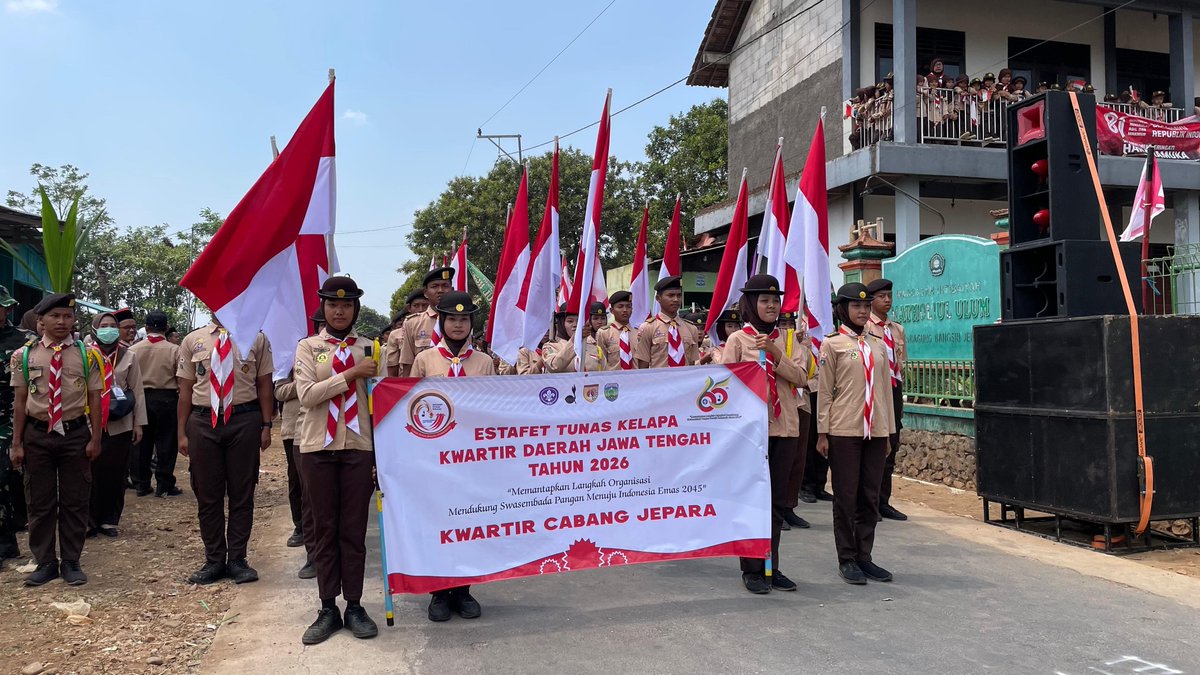 zainuddinpoten's tweet photo. Estafet Tunas Kelapa (ETK) Kwarcab Jepara https://t.co/gp9q7IyQV9