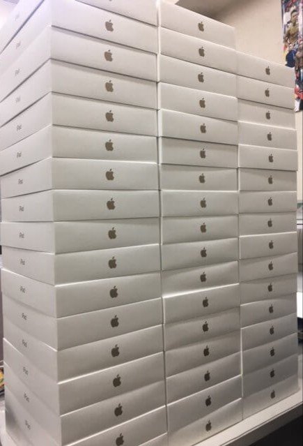 gamenimutyu's tweet photo. 🍀【超豪華】プレゼント企画🍀

『高級ゲーミングPC』× ３名様
『iPad Pro』× ２名様
『PS5』×２名様

【応募方法】
フォロー&amp;RT(リポスト)❇️

【締切】
９月３０日まで✨

ご当選者には即通知するので
DM開けてお待ちください🤩🌈

⤴️【“引用RT”】で当選率UP⤴️

#先着５名優遇します https://t.co/Vh8IFRS3cJ