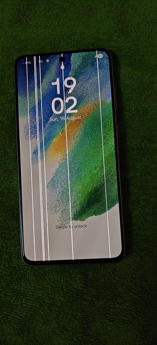 Rverma2311's tweet photo. @SamsungIndia My S21 FE Green Line issue was denied free screen replacement, while Samsung marked it “Device Repaired.” Don’t fool customers and then expect their trust. Customers should STOP BUYING SAMSUNG until such issues are handled fairly. #SamsungFraud #BoycottSamsung https://t.co/aybpyFm0QL
