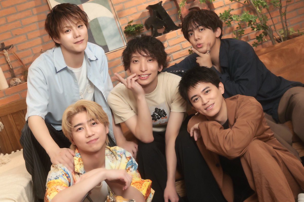 p_takeru_ktwr's tweet photo. #劇団Patch
「出張版　劇団Patchのパッチこーい‼  Supported by 三ツ星」

2026年9月12日(土)ー2回公演

・出演
井上拓哉
星璃
竹下健人
納谷健
三好大貴

@新世界ZAZA HOUSE

チケット発売中🎫✨
https://t.co/dIxy5IHknT

昼:残席🔺
夜:少し余裕アリ⭕️

久々での大阪Patch✨
この機会に是非‼️ https://t.co/ATu3s4IWJo