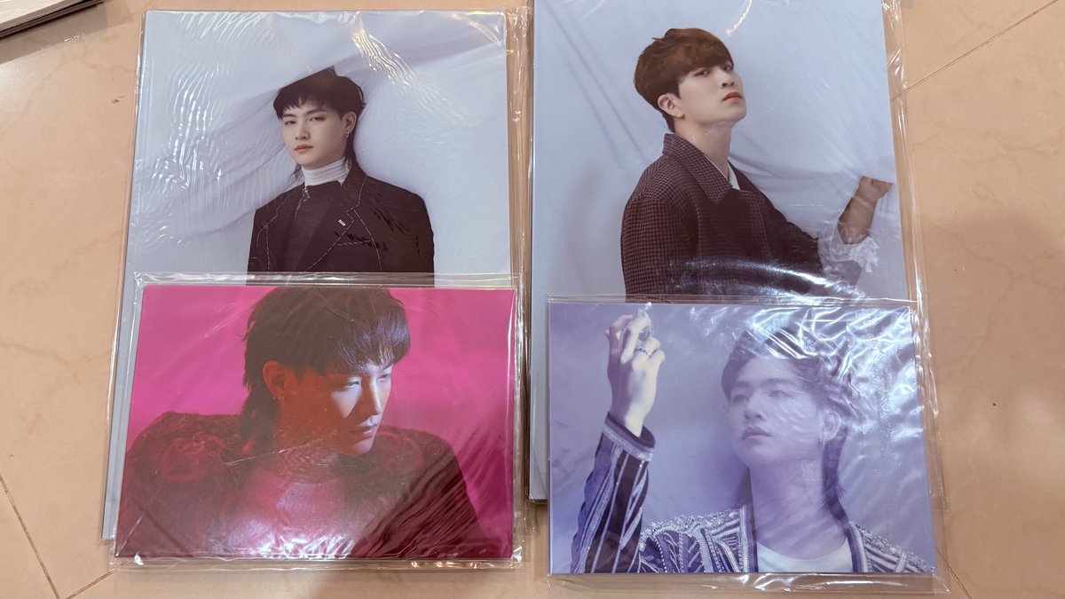 AtiJNatt's tweet photo. ขายบั้มเก่า GOT7 ค่ะ ราคาบั้มละ 150 รวมส่ง สนใจทักเลย รับน้อนไปดูแลต่อหน่อยนะ 💚 ขายโล๊ะบ้านซื้อเยอะมีของแถมให้ บั้มอื่นๆดูต่อด้านล่าง ของแท้ทุกบั้ม ราคาคุยได้ ซื้อแยกคุยได้
#igot7 #IGOT7
#อากาเซ่ #อากาเซ
#ตลาดนัดอากาเซ
#kpop #Kpop https://t.co/QO5NWYurGU