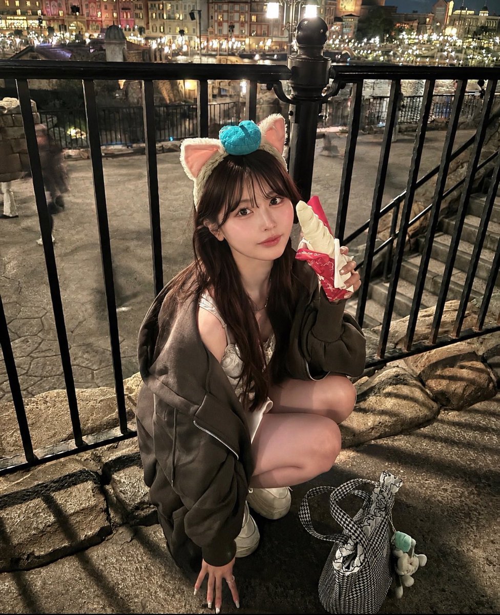 rmyiype's tweet photo. 早くディズニー行きたいから涼しくなって？？💢
汗が世界で1番嫌い https://t.co/EyCySf1GSn