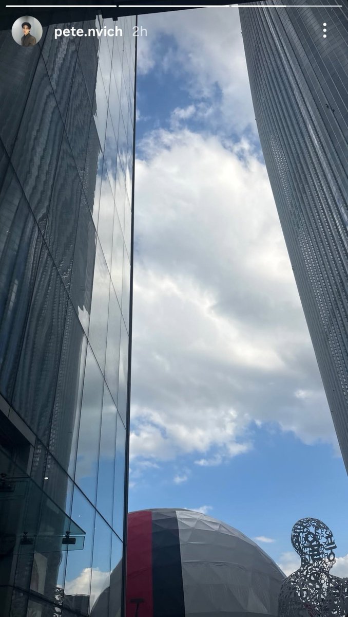 pieebluhvr's tweet photo. last day in this chapter, nong pete. I hope u keep looking up, couse there's still so much waiting for u beyond that sky. 🫳🏻 ♡

𑣲 #pete_nvich ⨾ @pete_nvich ⋆˚࿔ https://t.co/qBS7WVrUZZ