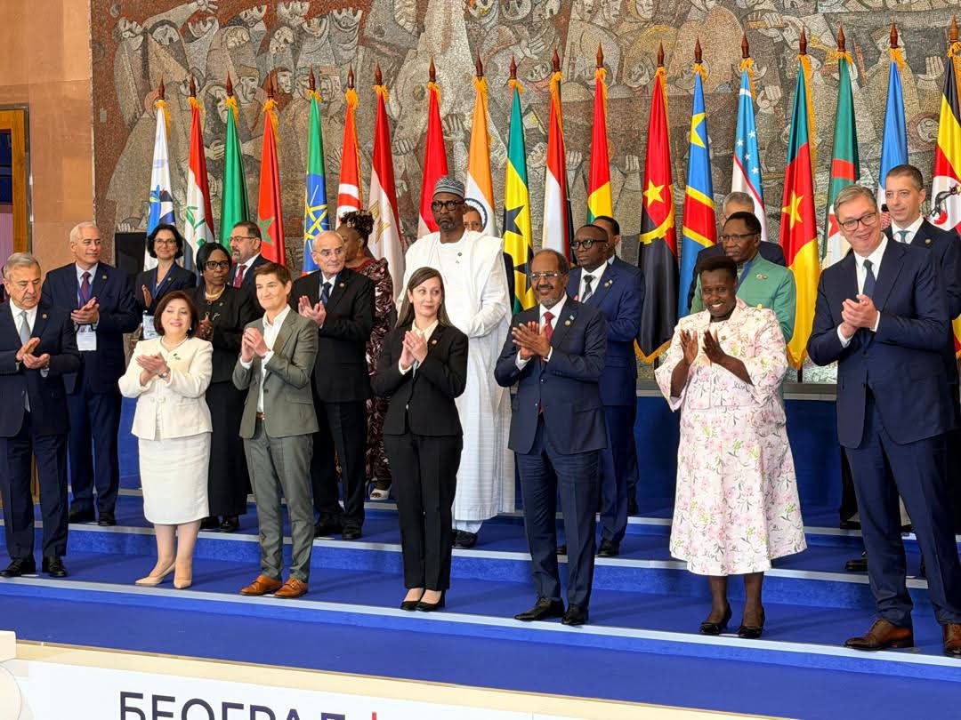 Algeria_MFA's tweet photo. #صور: ممثلة لرئيس الجمهورية، السيد @TebbouneAmadjid رئيسة المجلس الشعبي الوطني @apnalgerie الدكتورة خليدة بوفدش، تشارك ببلغراد في الاجتماع التخليدي للمؤتمر التأسيسي الأول لحركة عدم الانحياز.

https://t.co/3m33w6XuG6 https://t.co/4isx95eH46