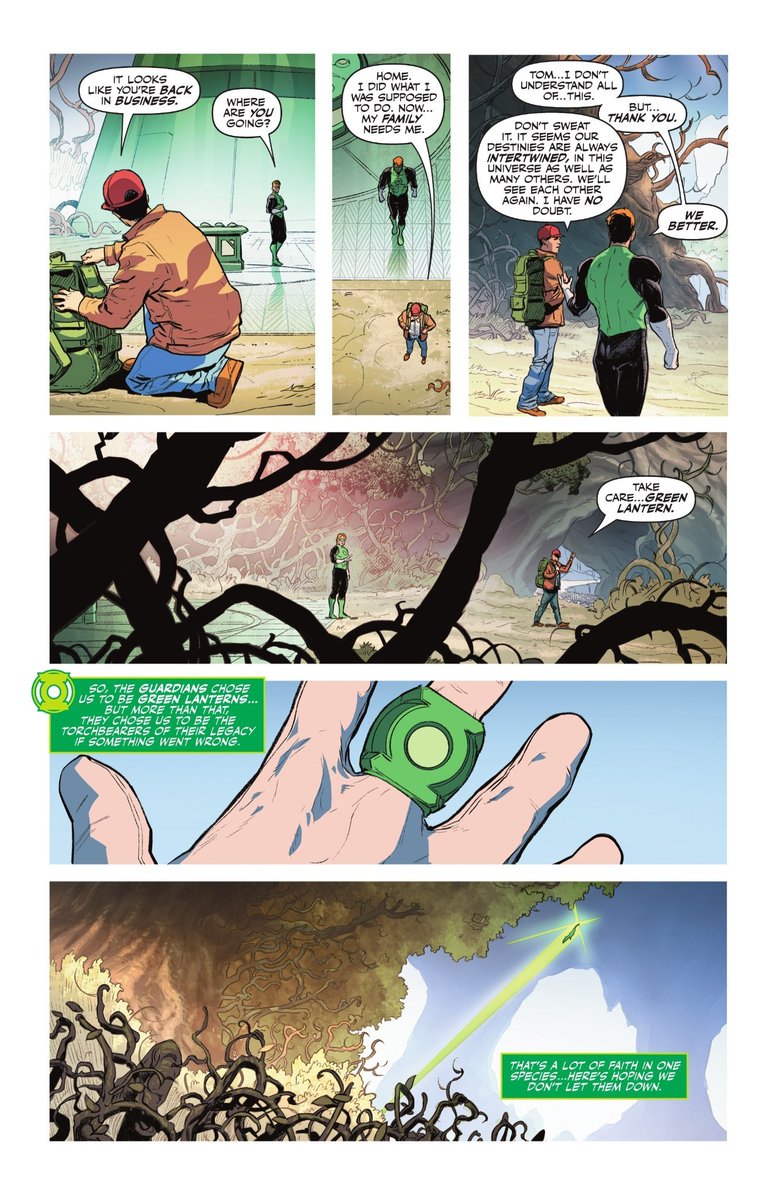 619_tr's tweet photo. @Whiteboardpoets Canonically Green lantern rings have variety of designs in the comics. I think they're just going with that when it comes to designs. https://t.co/6lmuiP98wR