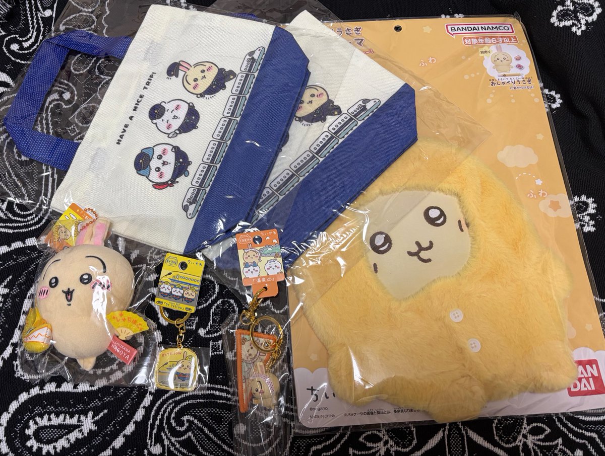 hayupitty's tweet photo. 今日と昨日のちい活😊

名古屋で、たべものいっぱいマスコット回せました😆
あと、ぴよりんのガチャも☺️
ツツウラウラ旅の第2弾無事ゲット😊
旅行楽しかった🥰 https://t.co/KbrUcXHJQa