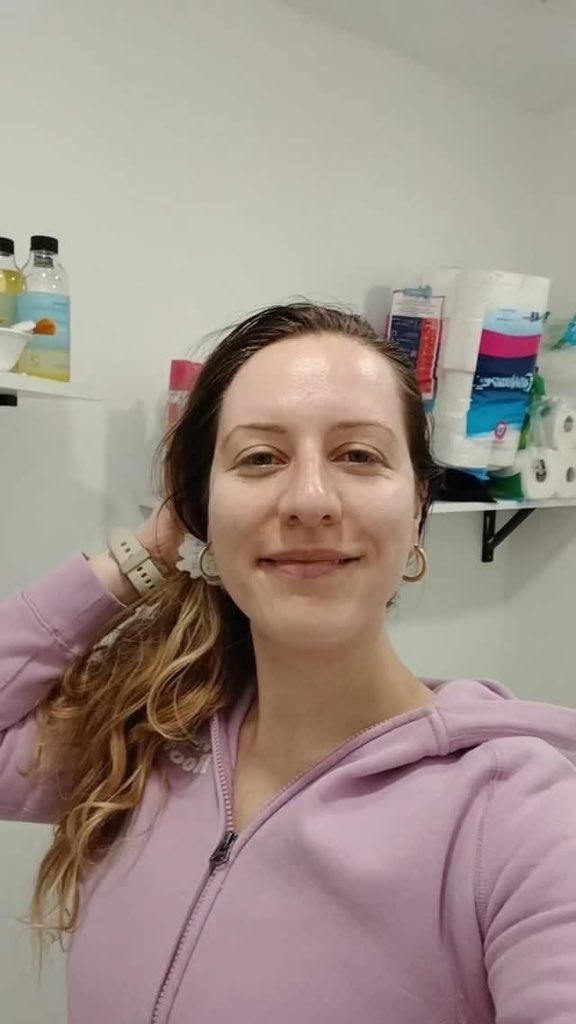 Jenmb0x tweet picture