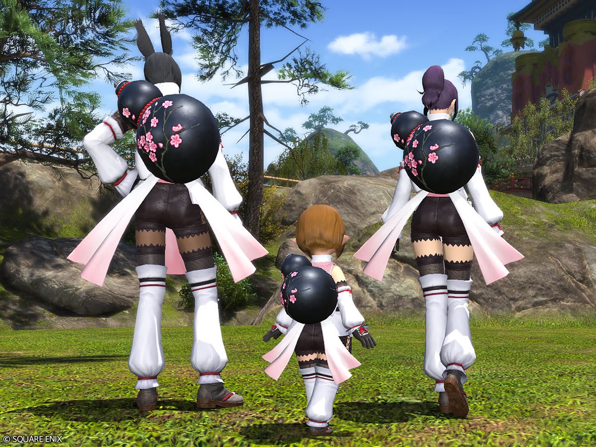 FF_XIV_EN's tweet photo. The Yozakura's Attire optional item has arrived on the FFXIV Online Store! 🌸 https://t.co/GtnM0ixVma 

With modest shorts, a cute turtleneck, and a painted ornamental calabash, you won't want to miss out on a glamour representing the fleeting beauty of cherry blossoms in full bloom!