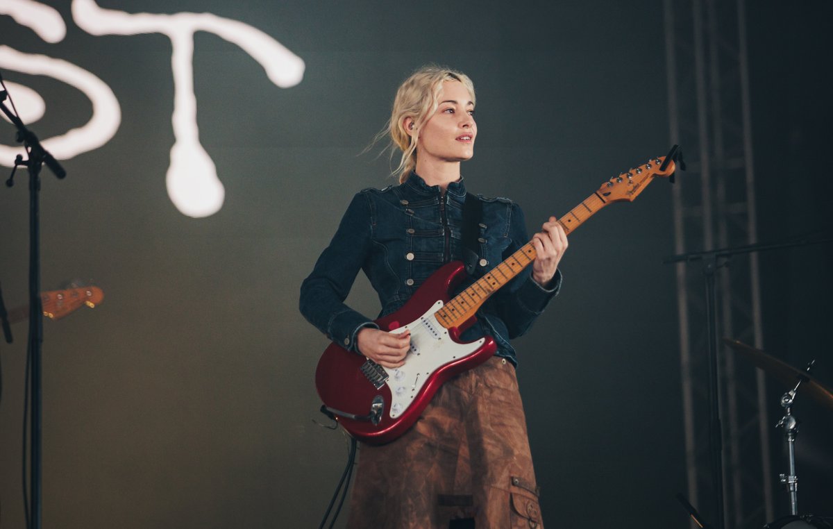 NME's tweet photo. .@menitrust were in their element at @OfficialRandL 🖤
#MenITrust #RandL26
📸 Andy Ford for NME https://t.co/jhYQ7RKkTT