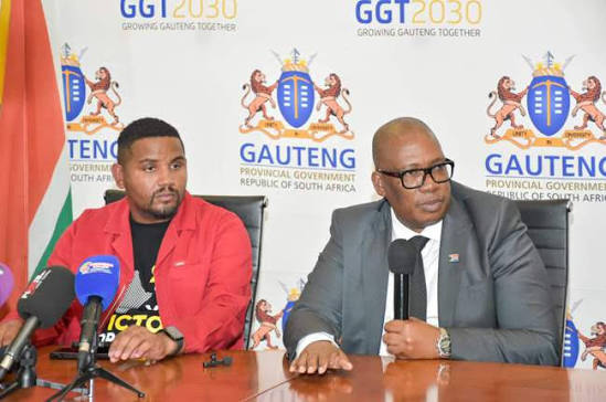 DA_GPL's tweet photo. Gauteng Health still owes suppliers R3.6 billion.
Promises were made at last month’s Imbizo.

Some suppliers have waited more than a year.

Only 43% of invoices paid within 30 days.
When suppliers aren’t paid, patients suffer.
#DAatWork #RescueSA #DA_GPL #GautengHealth @Lesufi @HicklinMadelei1

Read more: https://t.co/VUz5S6ugt4