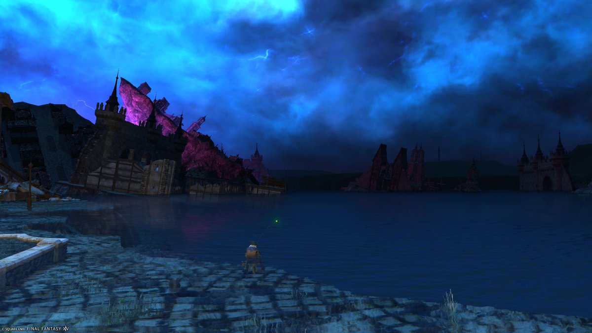 Carla_FFXIV's tweet photo. ライトニングボール釣れた～！！黄金オオヌシ完(ヌシ残り4匹) https://t.co/blOt5WIGL1