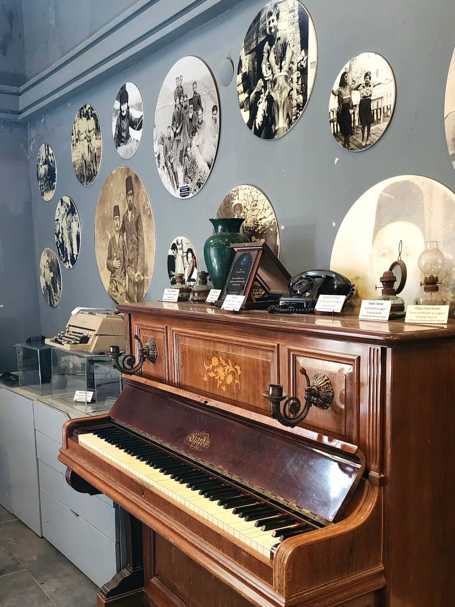 GezginCifte's tweet photo. Gökçeada Kent Müzesi 🏛

⏳️ Gökçeada ruhunu anlamak istiyorsanız Kent Müzesi'ne mutlaka gidin ya da bu gönderiyi daha sonra incelemek için kaydedin. 💌 https://t.co/f0cQnKqC8q