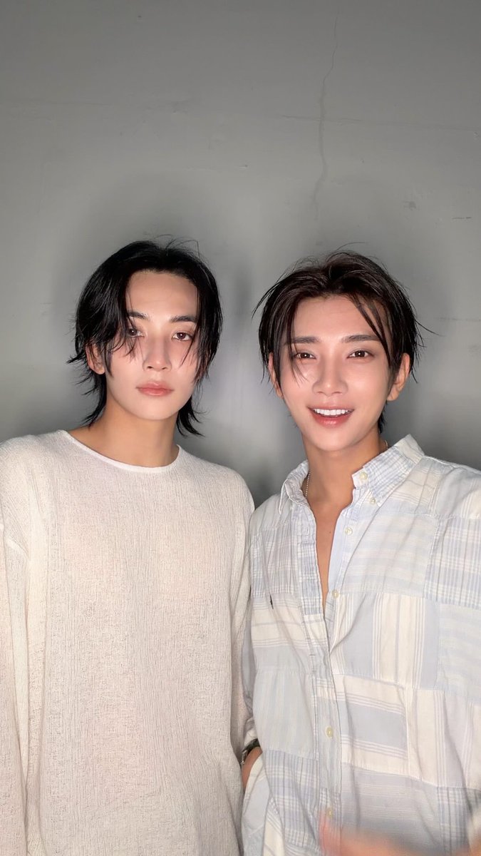 DearHani2's tweet photo. 260901 saythename_17 IG #정한 #JEONGHAN

😐😄 https://t.co/1r6JI5TXmV