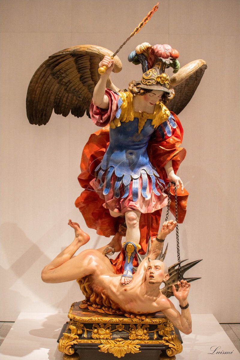 LuismiMartin2's tweet photo. El arcángel San Miguel de la Roldana en la Galería de las Colecciones Reales.

https://t.co/WM9E5WwNUD https://t.co/6obSbe76sB