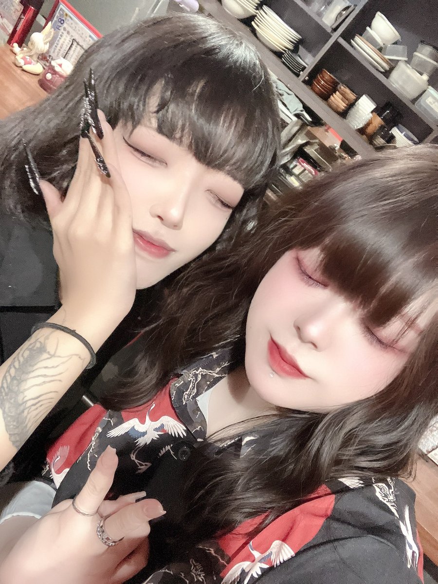 shimizu_nicobar's tweet photo. 8/28-29 清水生誕祭、改めてありがとうございました❣️ろん,ちゃま,がっくん,澤田に、常連さんや初めましてさんたちにも本当に感謝です🥲🫶こんなに楽しかった誕生日は初めてでした(;_;)これからもよろしくね😼
逃亡もしなかったし、床にもならず、ギリ人間保てて良かった‼️
 #ニコバースタッフブログ https://t.co/ZjhNOYy0Le